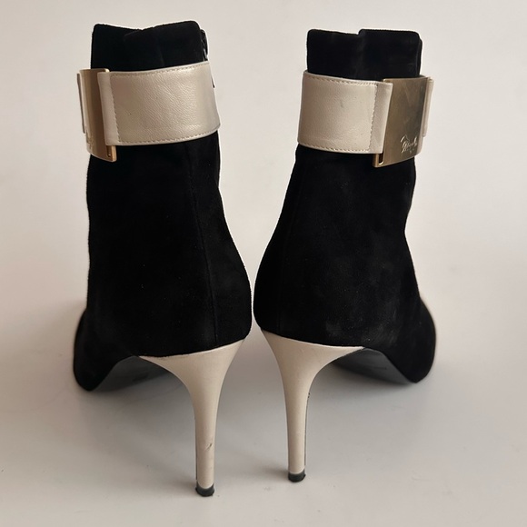 Bruno Magli Pumps/high heels. schwarz Nappaleder - Picture 5 of 8